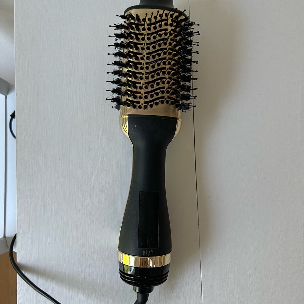 Hot Tools 24k gold Professional volumizing hairdryer brush